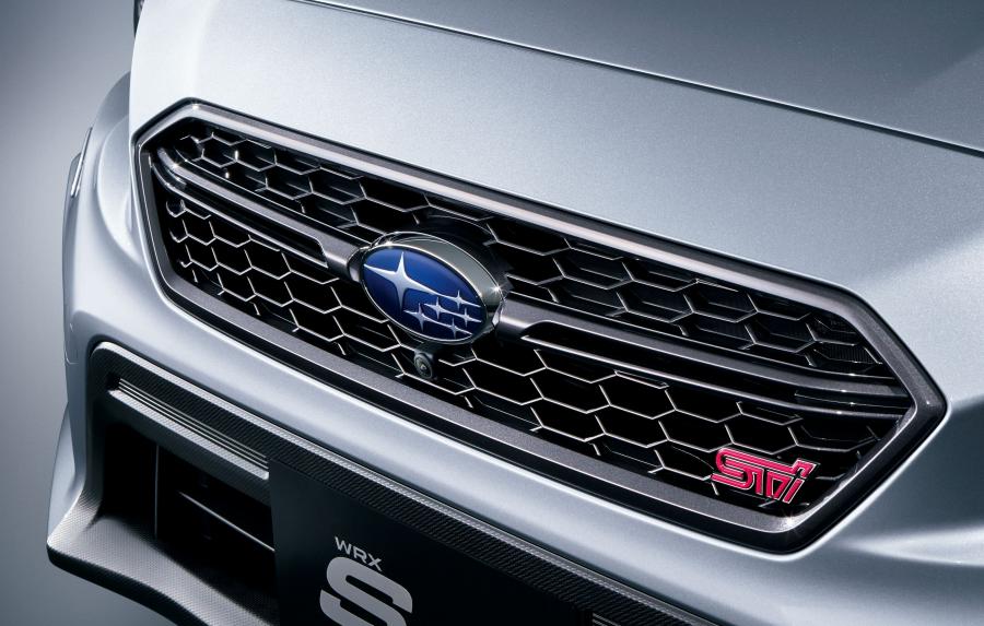 Детали экстерьера Subaru WRX S4 STI Sport 2018 года  (JP) (фото 20 из 23)